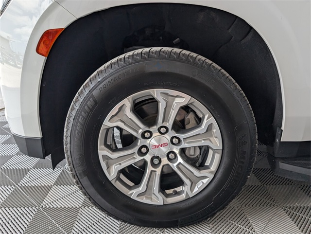 Vehicle image 8 of 31