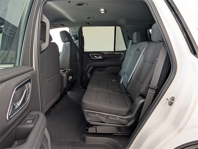 Vehicle image 14 of 31