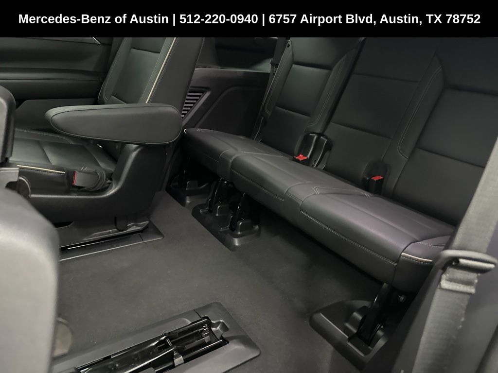 Vehicle image 15 of 36