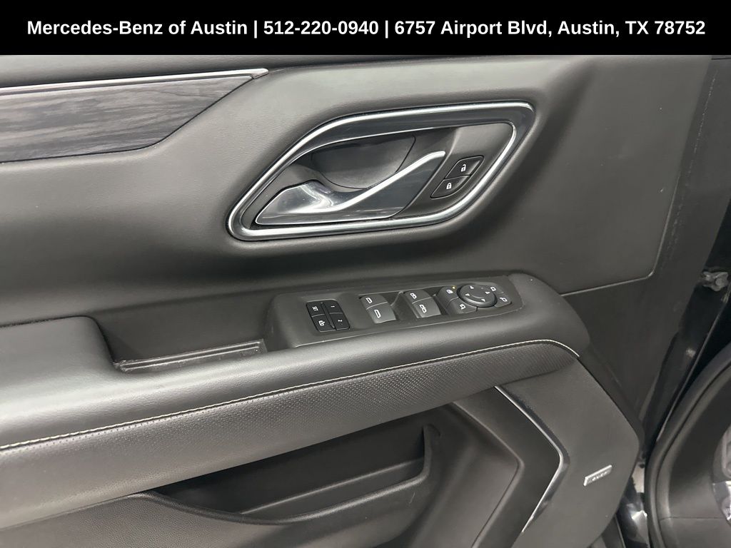 Vehicle image 34 of 36