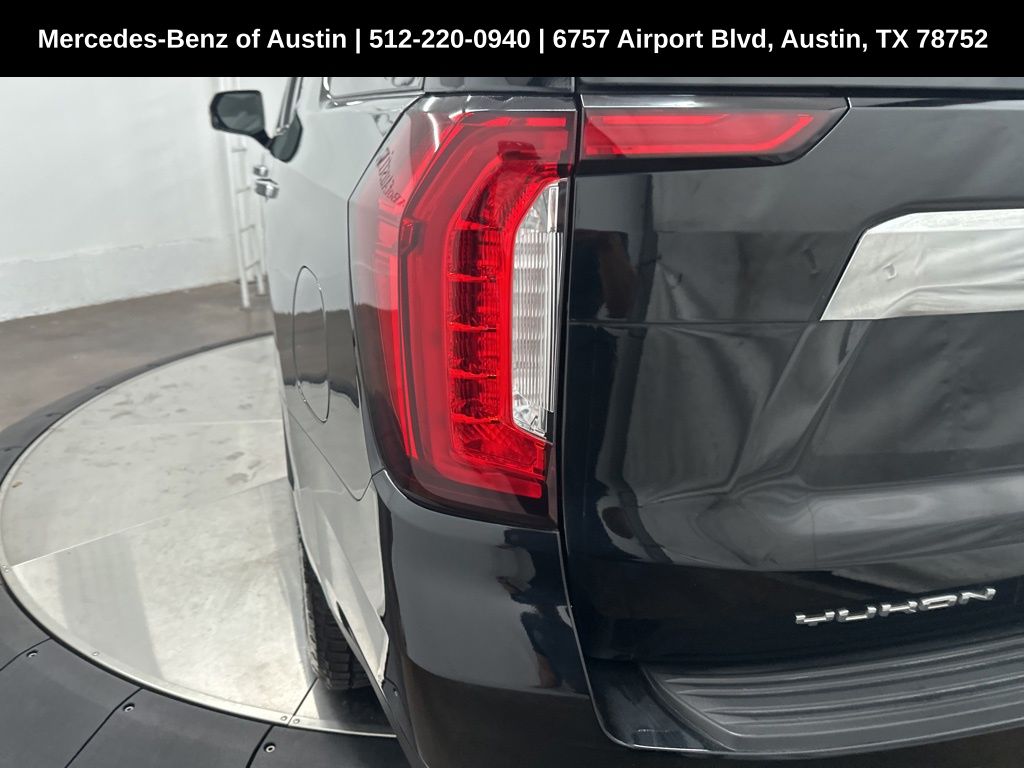Vehicle image 32 of 36