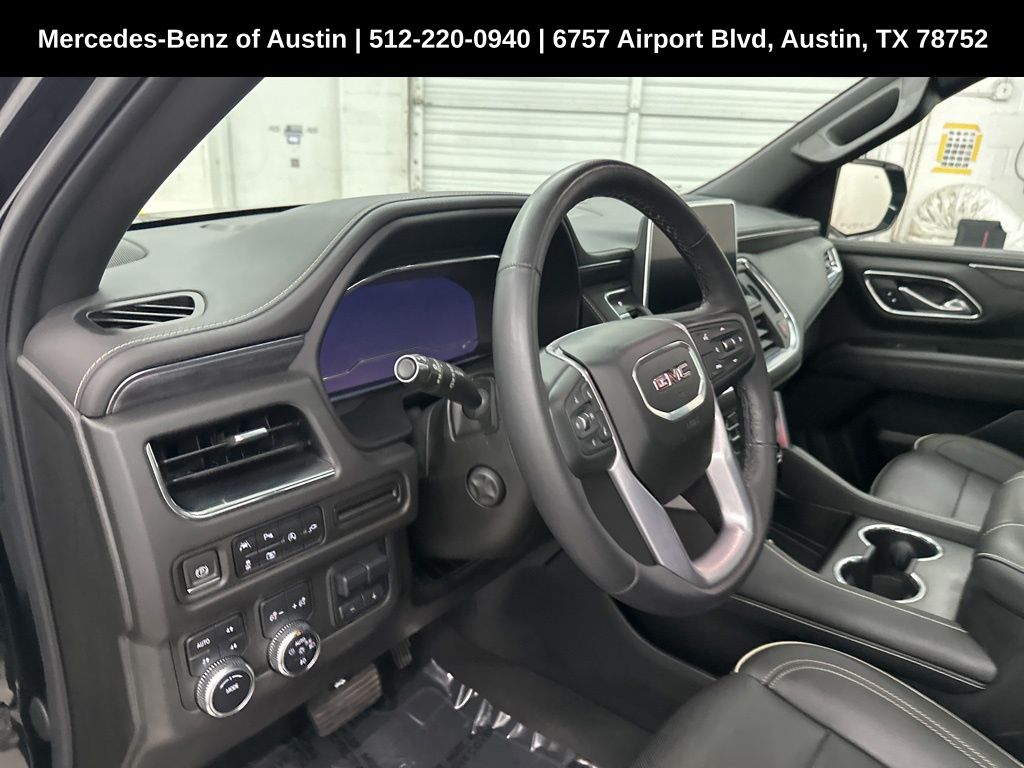 Vehicle image 29 of 36