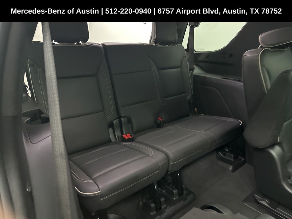 Vehicle image 12 of 36