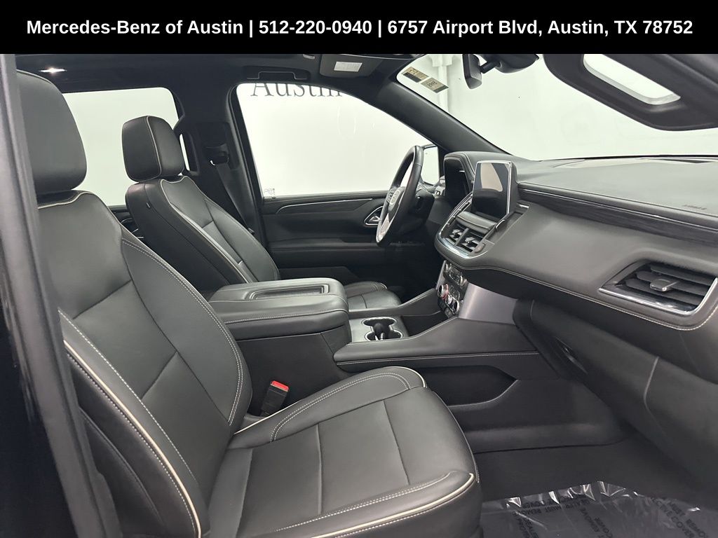 Vehicle image 13 of 36