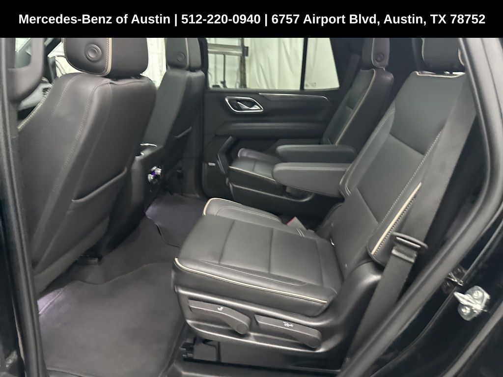 Vehicle image 14 of 36