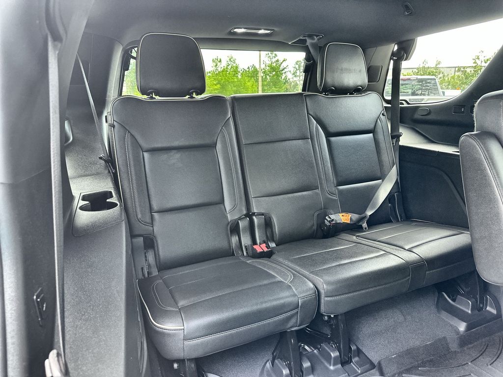 Vehicle image 28 of 36