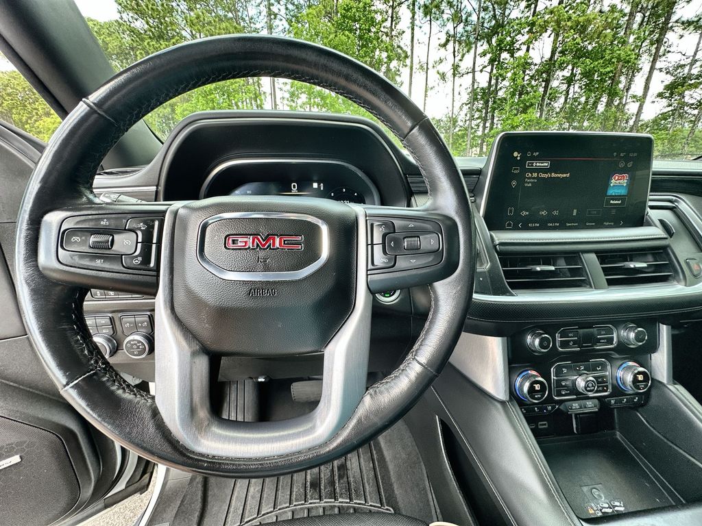 Vehicle image 11 of 36
