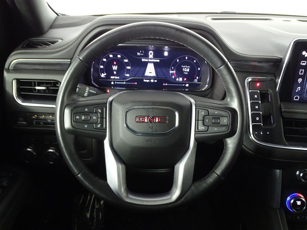 2022 GMC Yukon SLT Image 32 of 40