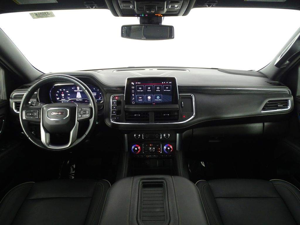 2022 GMC Yukon SLT Image 15 of 40