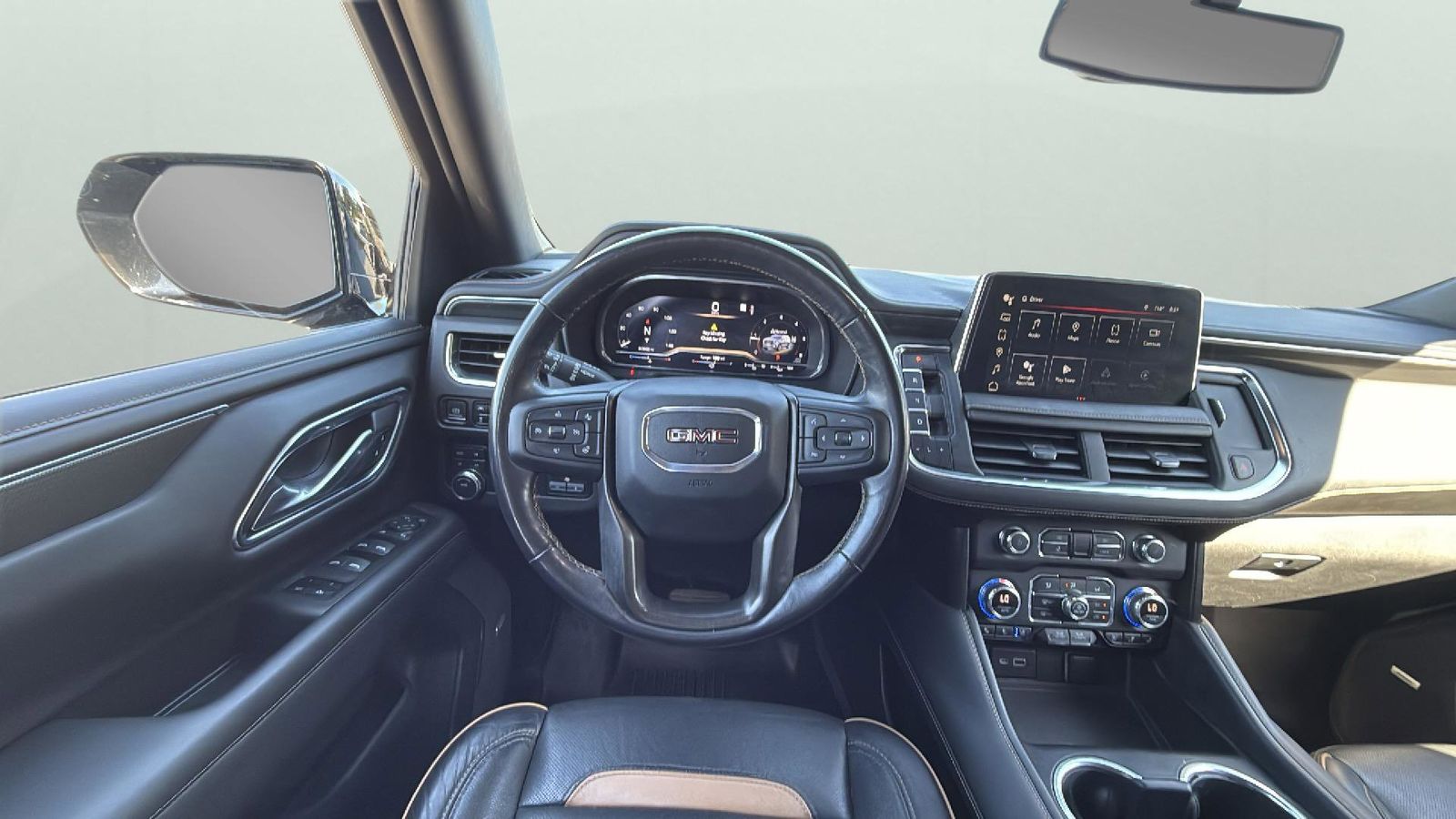 Vehicle image 15 of 29