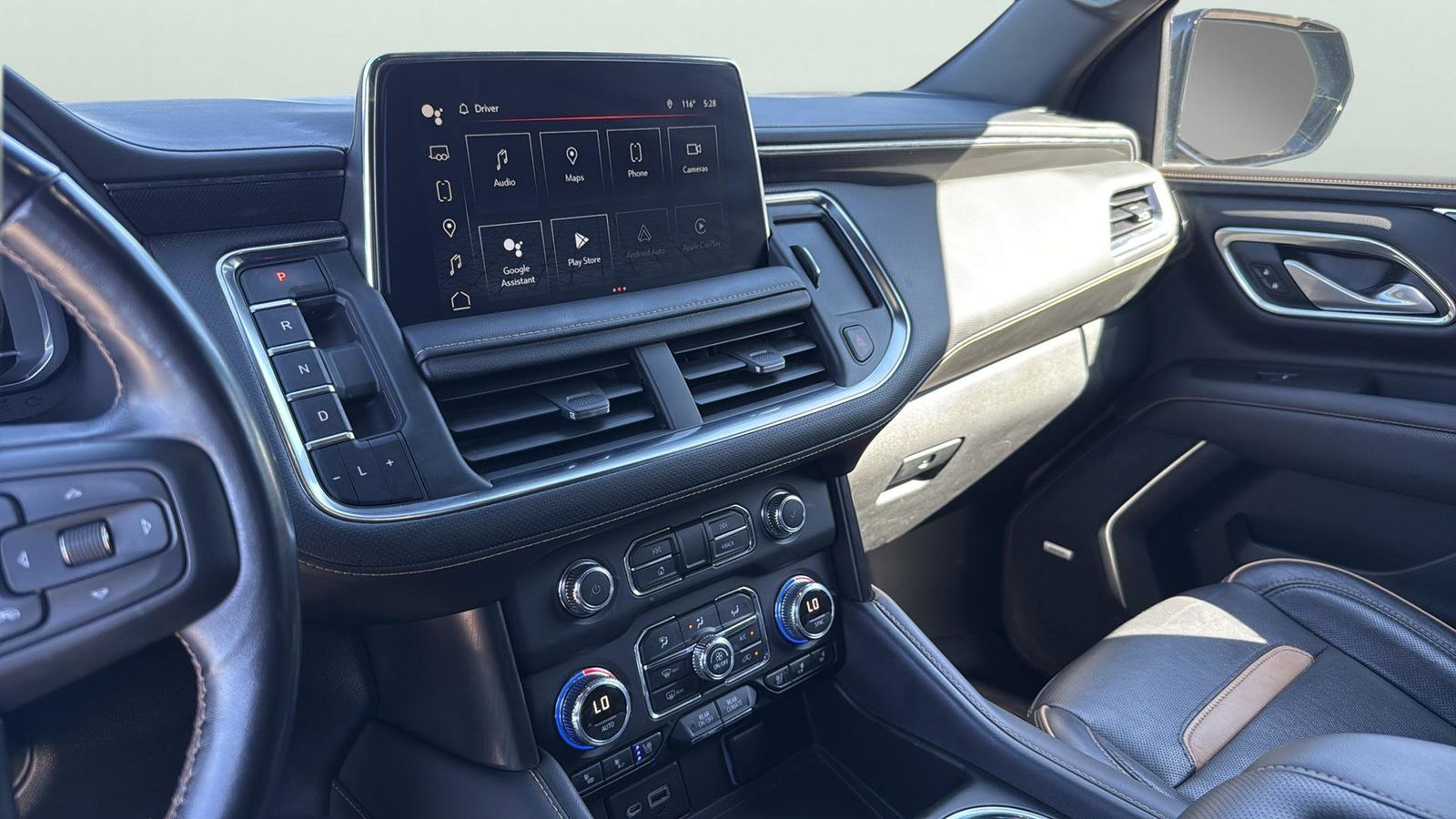 Vehicle image 27 of 29
