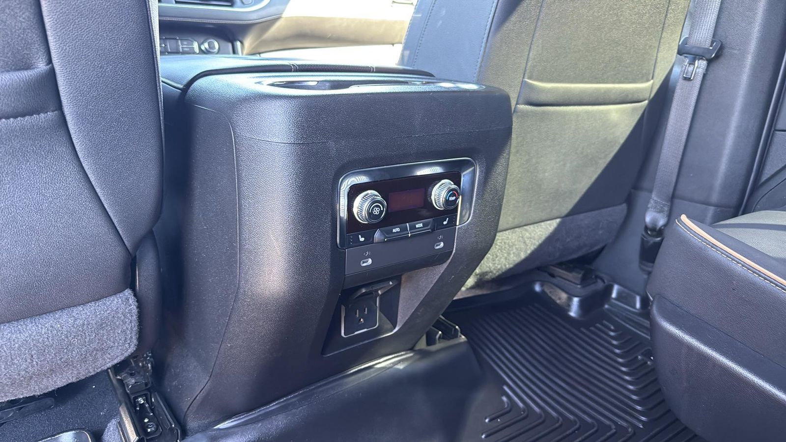 Vehicle image 29 of 29
