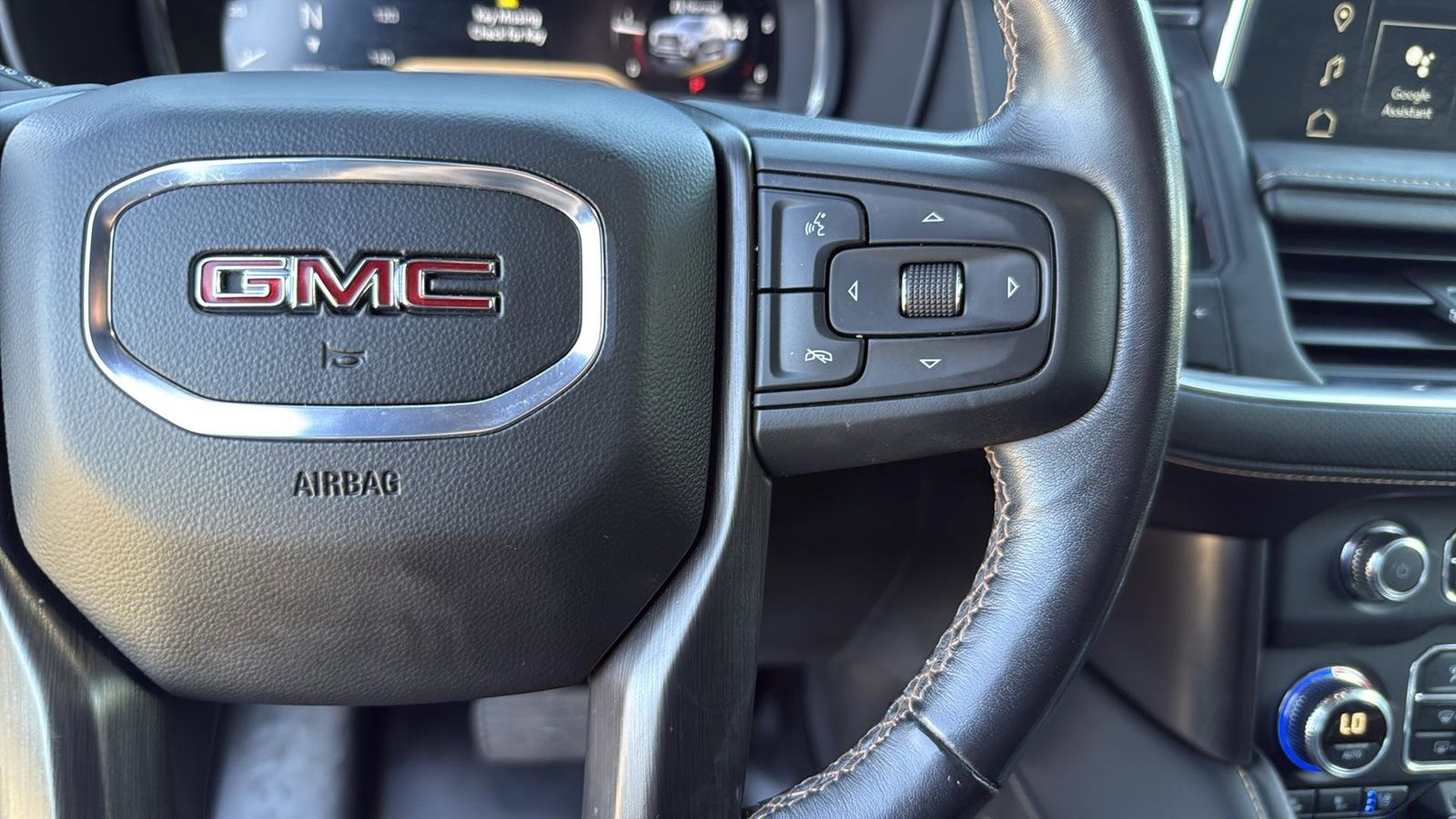 Vehicle image 19 of 29