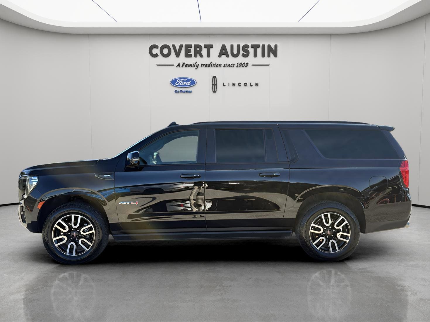 Vehicle image 8 of 29