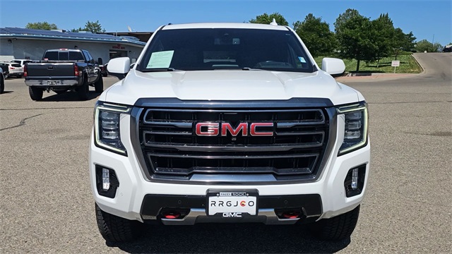 Vehicle image 3 of 27