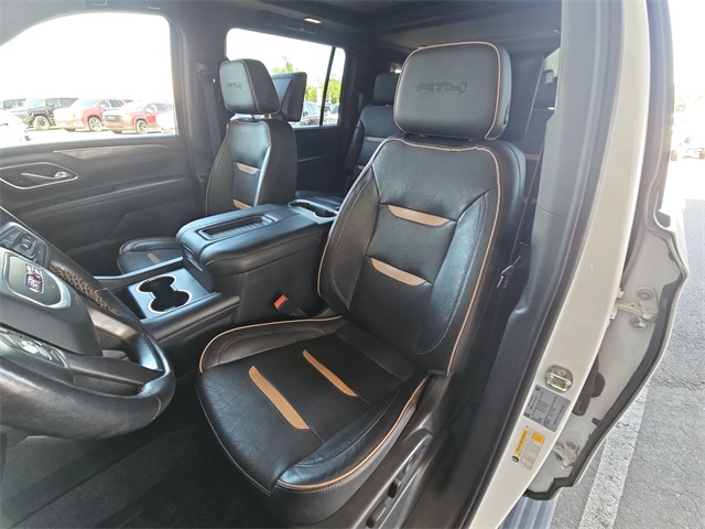 Vehicle image 16 of 27