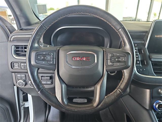Vehicle image 21 of 27