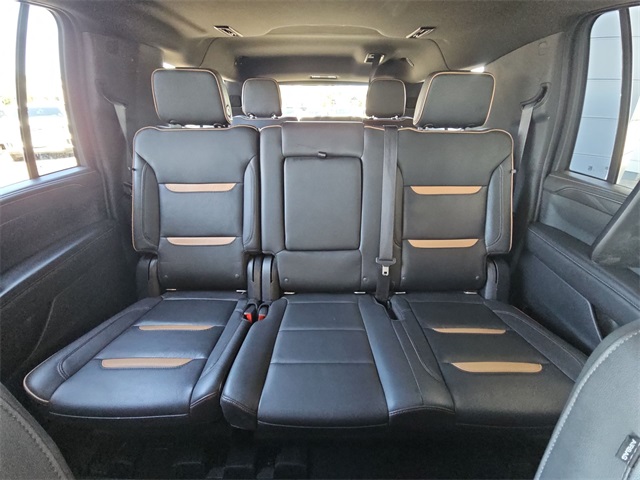 Vehicle image 26 of 27