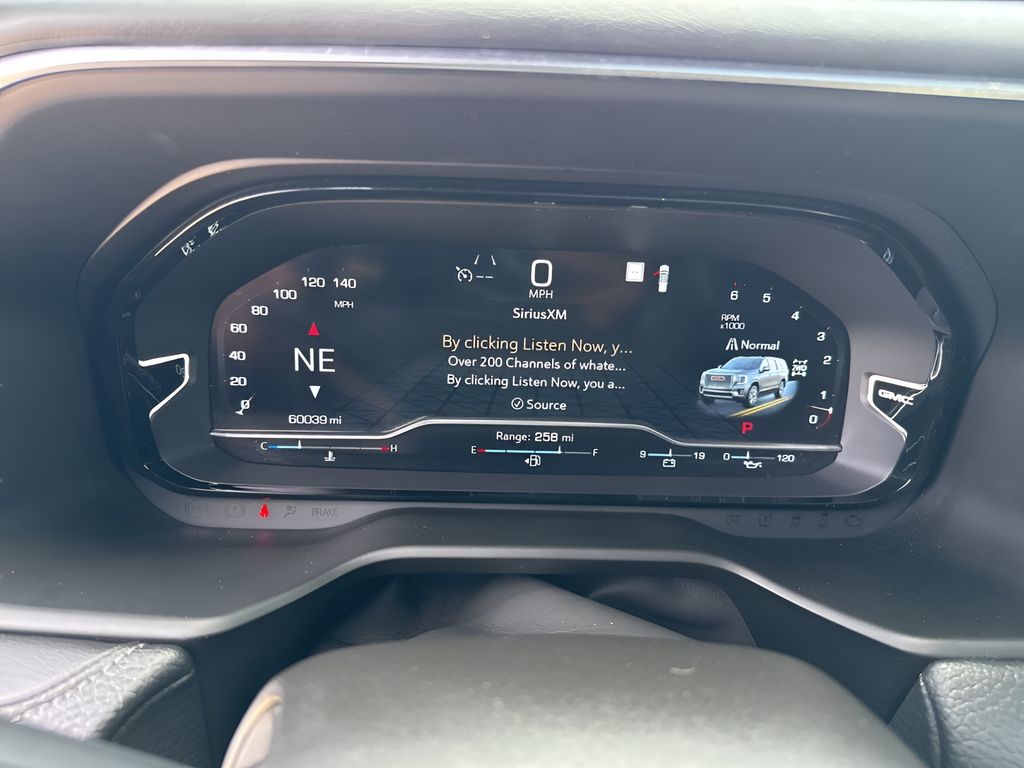 Vehicle image 27 of 42