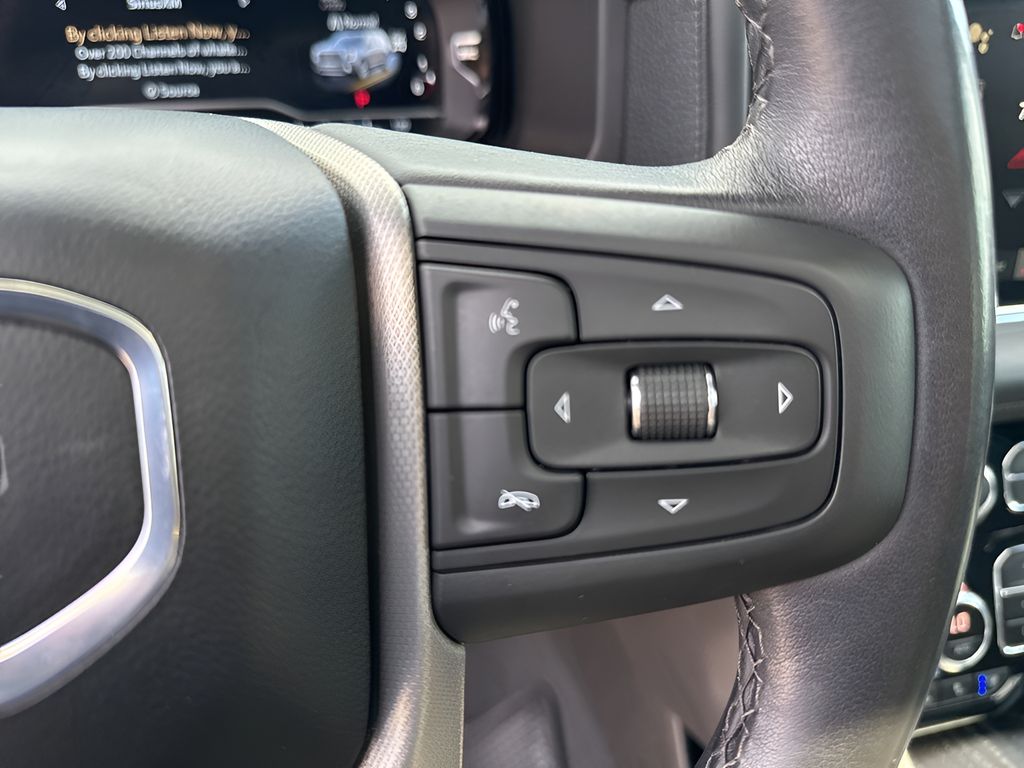 Vehicle image 24 of 42