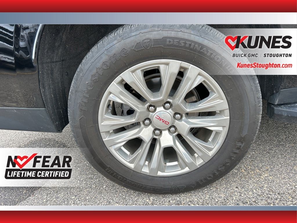 Vehicle image 10 of 47