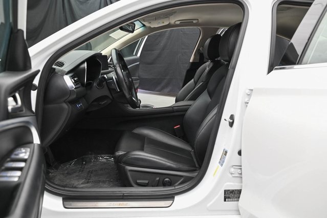 Vehicle image 32 of 32