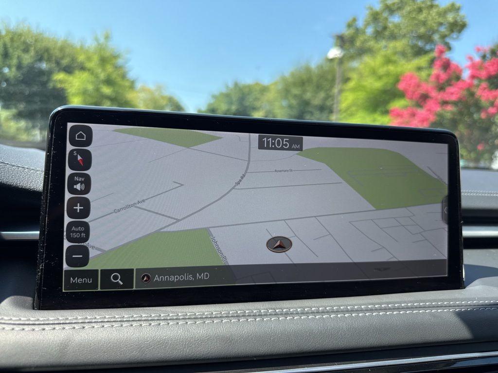 2022 Genesis G70 2.0T Image 23 of 40
