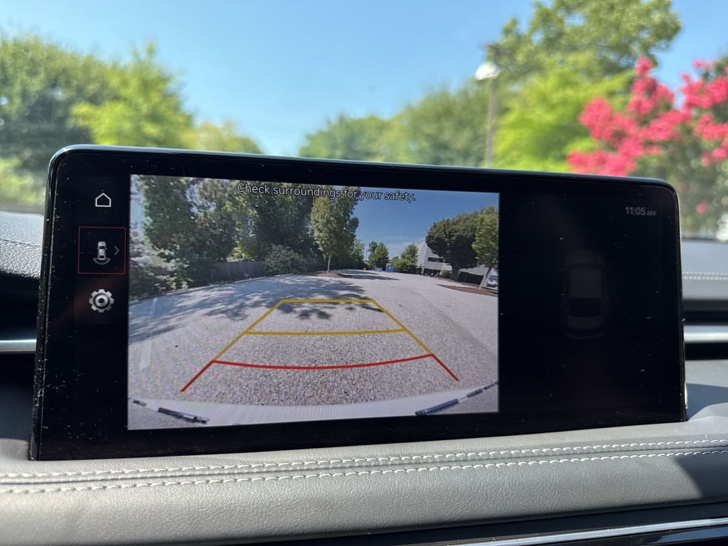 2022 Genesis G70 2.0T Image 24 of 40