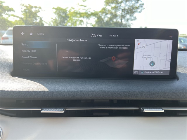 Vehicle image 17 of 26