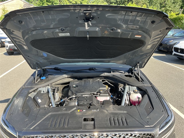 Vehicle image 24 of 26