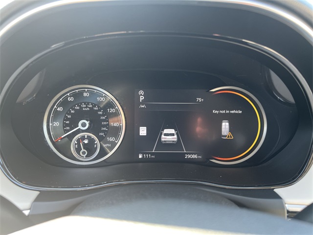 Vehicle image 16 of 26