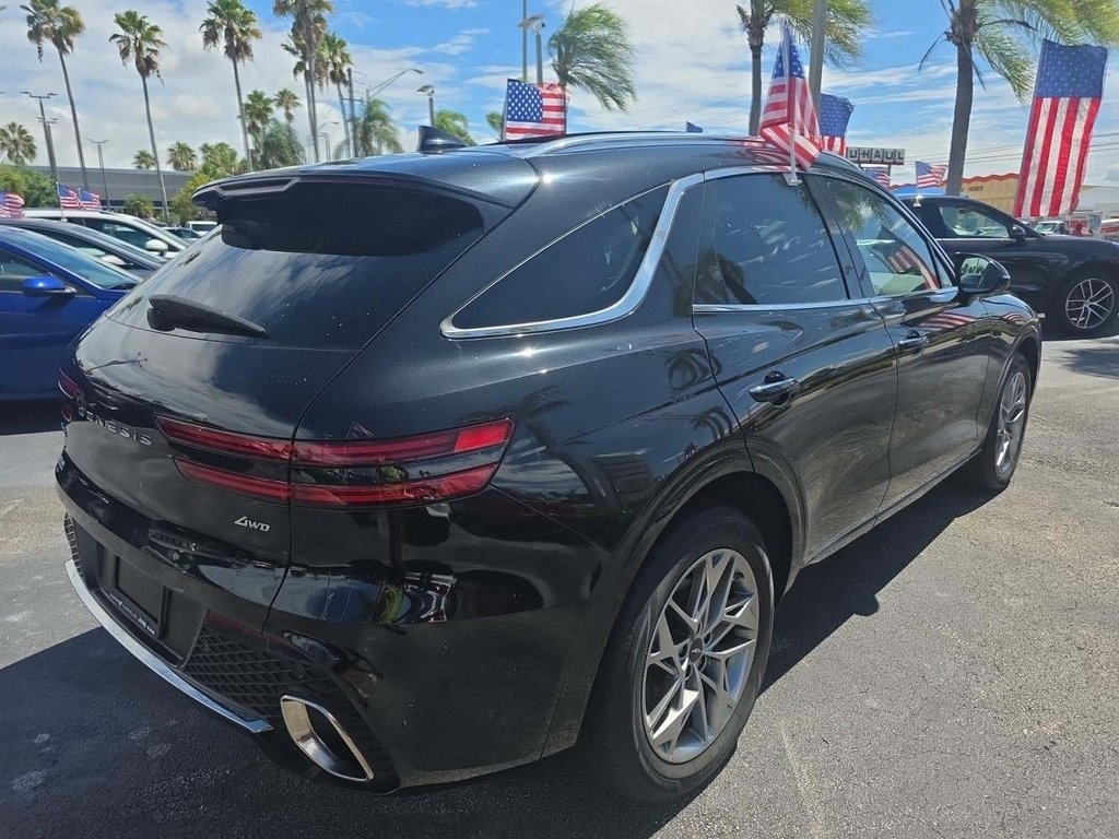 Vehicle image 2 of 9