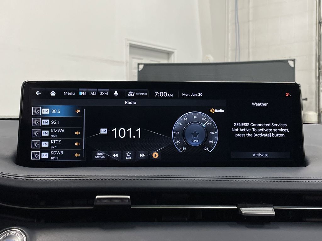 2022 Genesis GV70 3.5T Sport Image 24 of 43