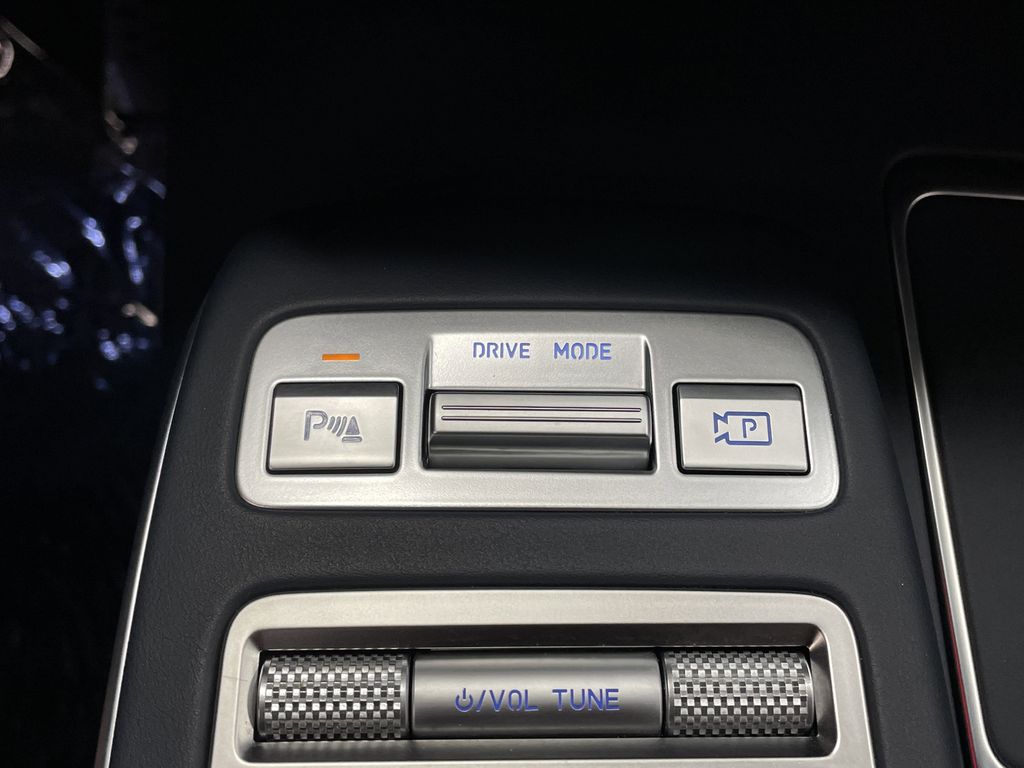 2022 Genesis GV70 3.5T Sport Image 39 of 43