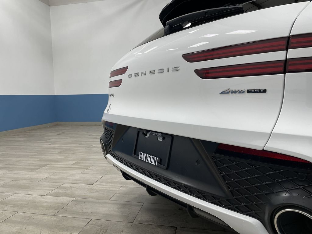 2022 Genesis GV70 3.5T Sport Image 41 of 43