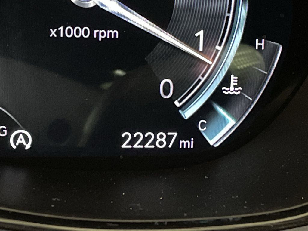 2022 Genesis GV70 3.5T Sport Image 19 of 43