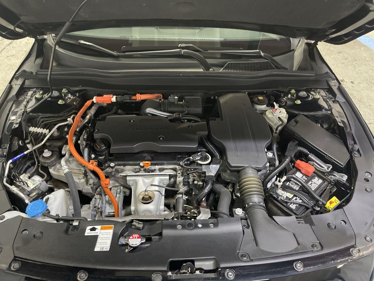 Vehicle image 9 of 24
