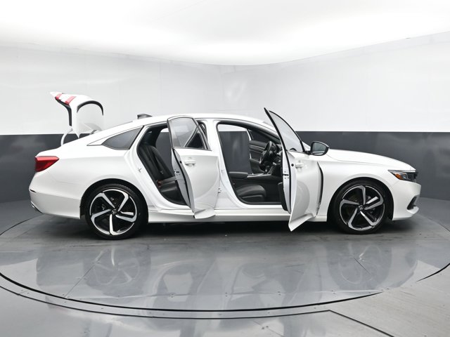 2022 Honda Accord Sport Image 9 of 34