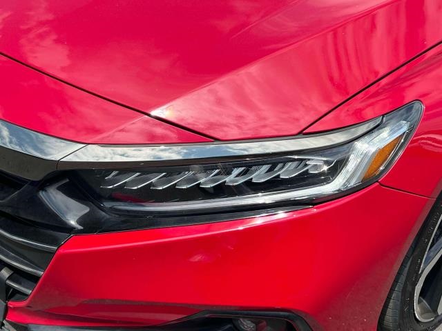 Vehicle image 9 of 31
