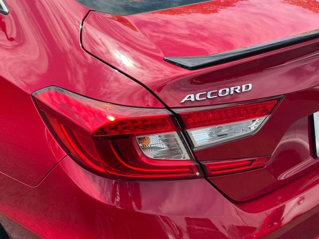 Vehicle image 8 of 31