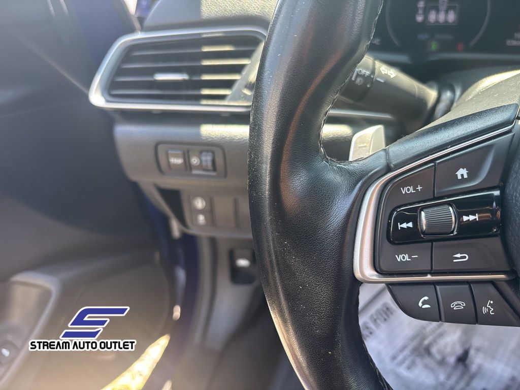 Vehicle image 27 of 29