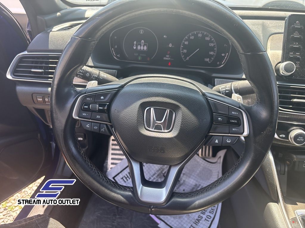 Vehicle image 23 of 29