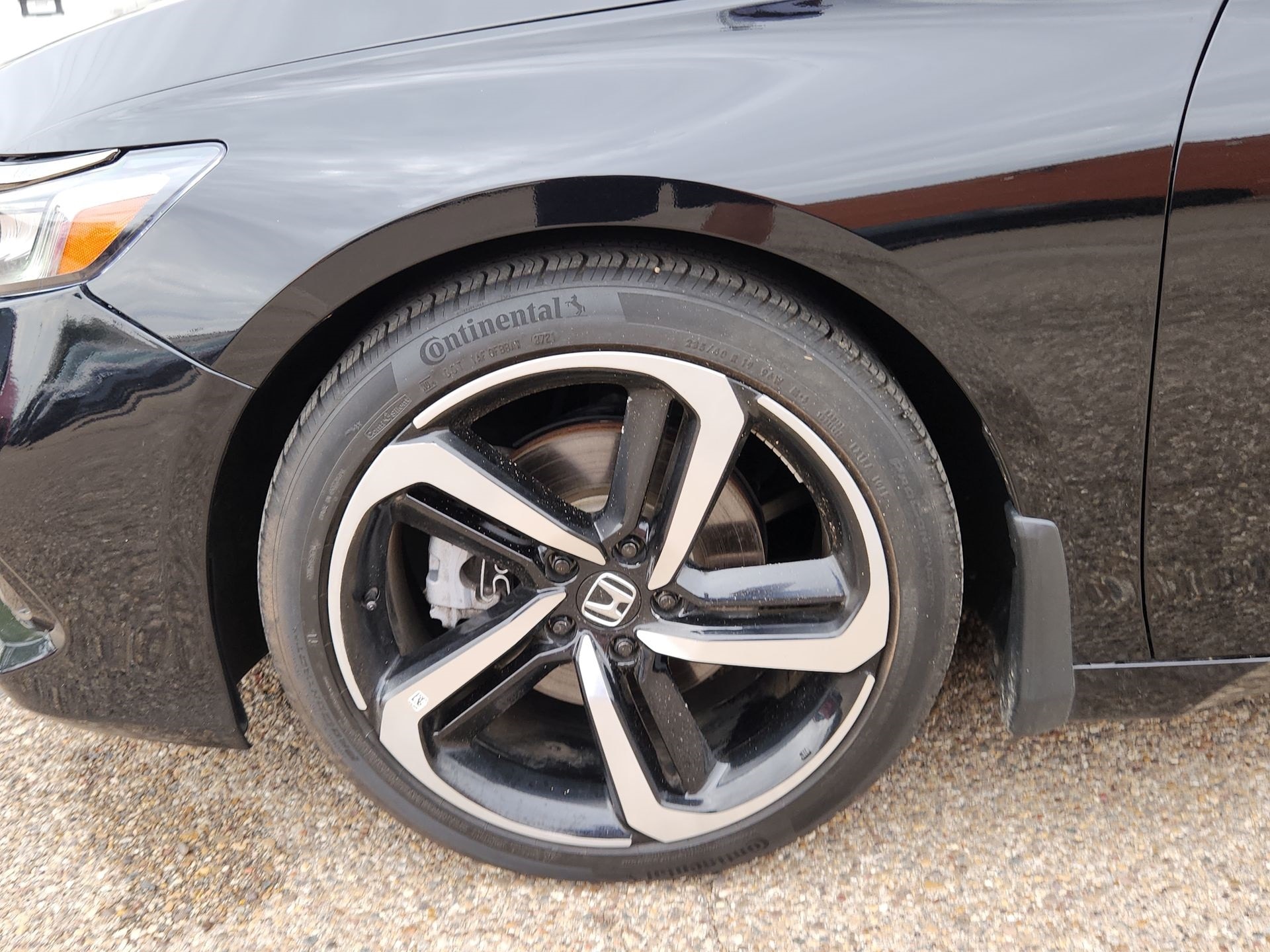 Vehicle image 11 of 22