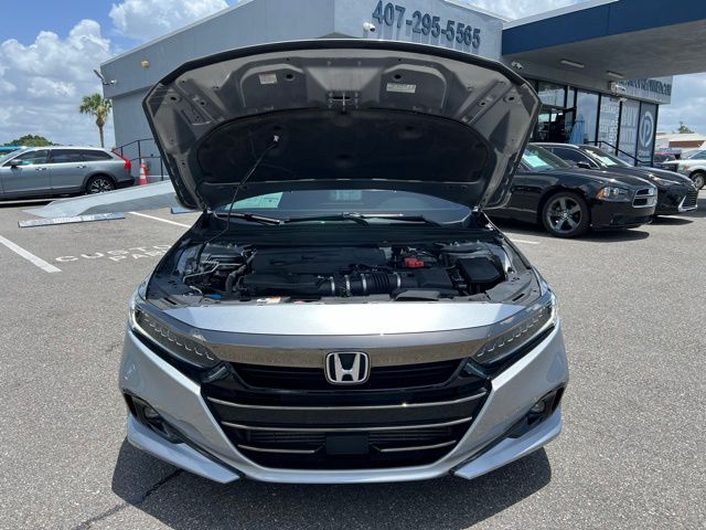 Vehicle image 17 of 58