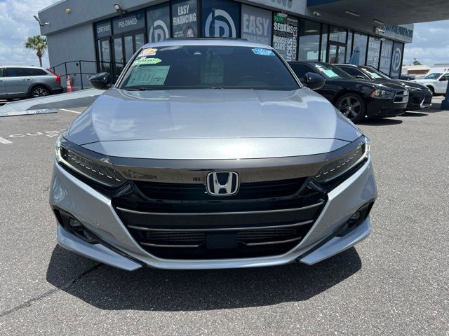 Vehicle image 11 of 58