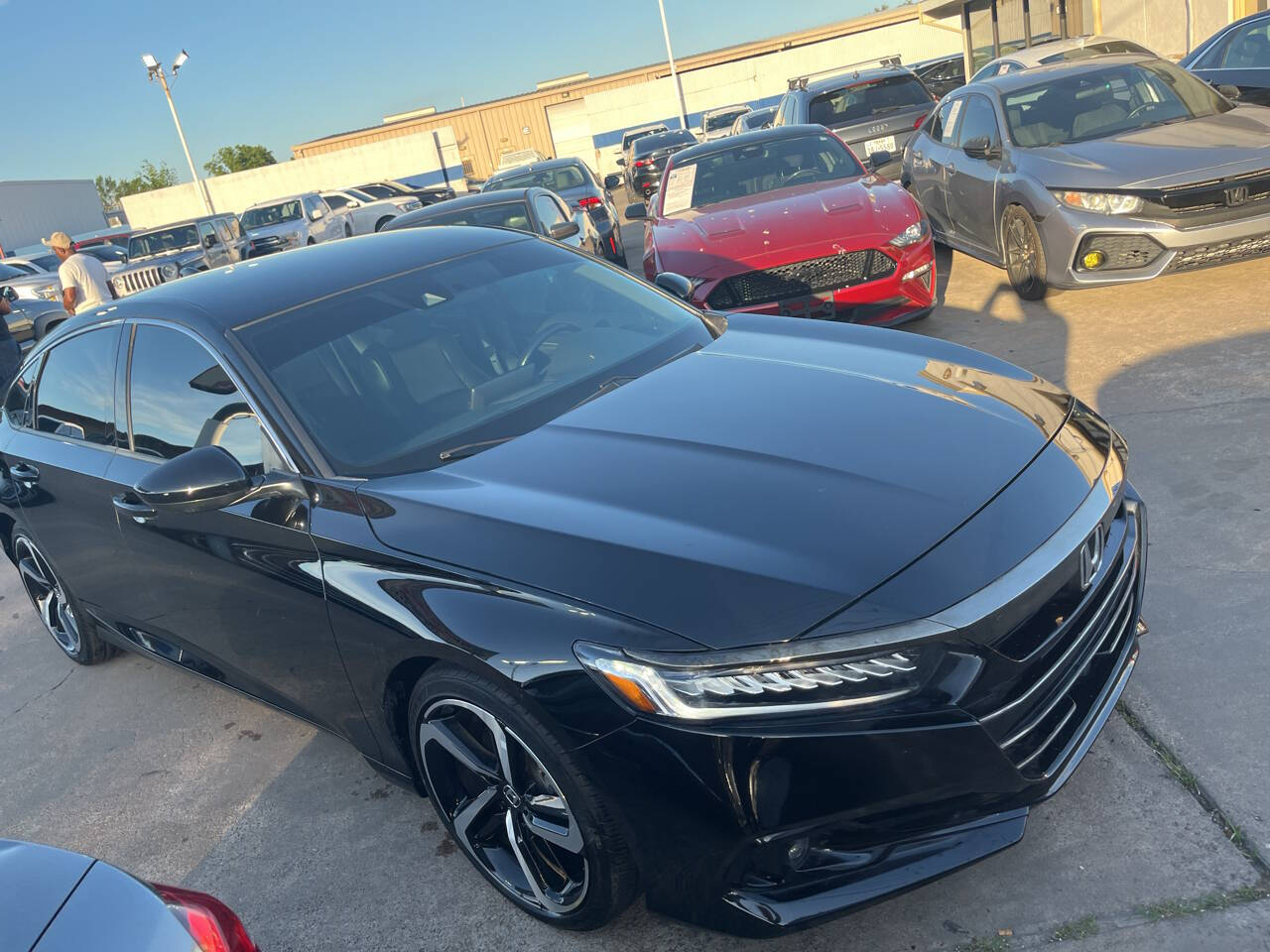 Vehicle image 3 of 20