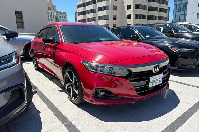 2022 Honda Accord Sport SE Image 1 of 13