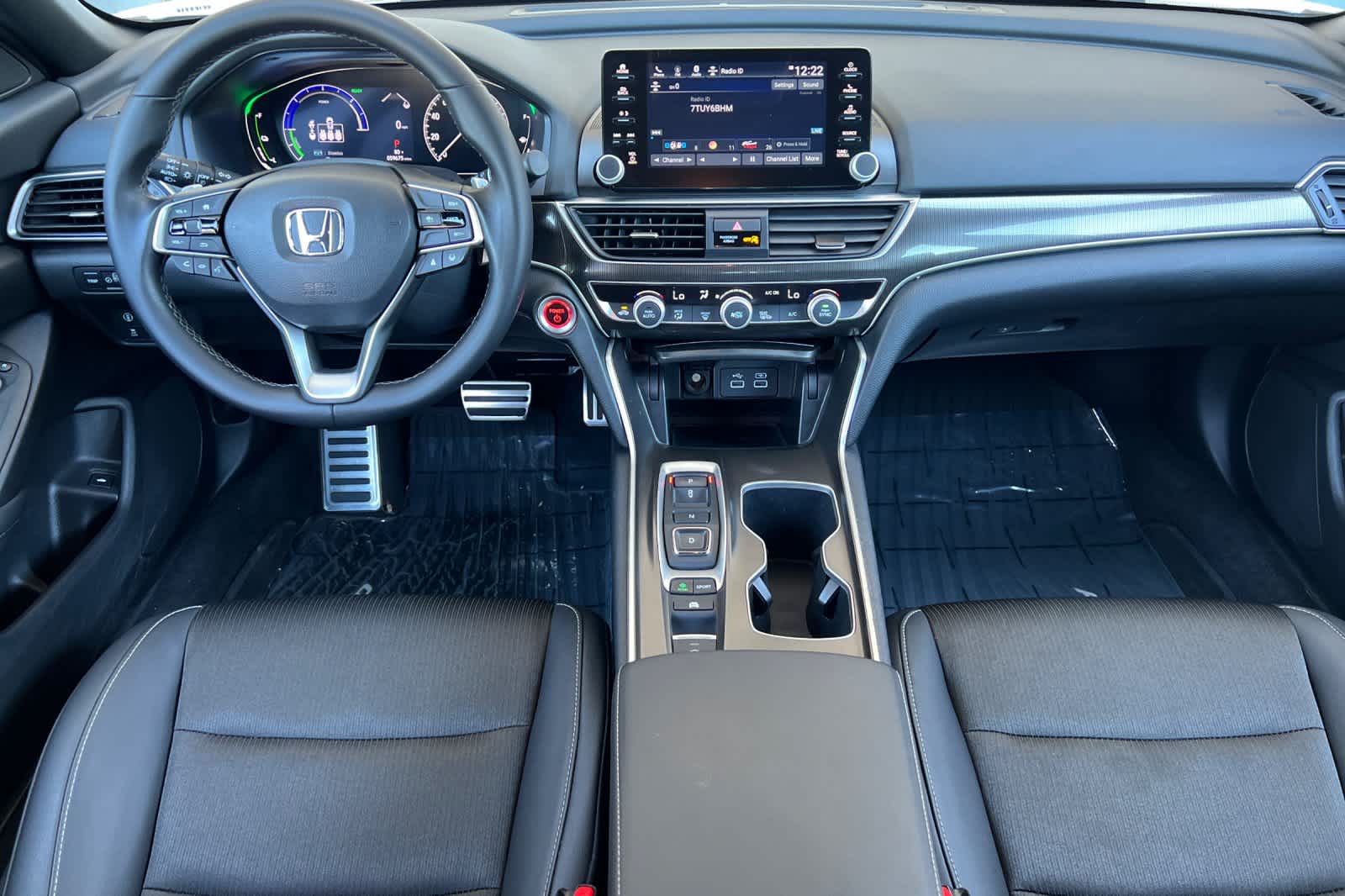 Vehicle image 14 of 29