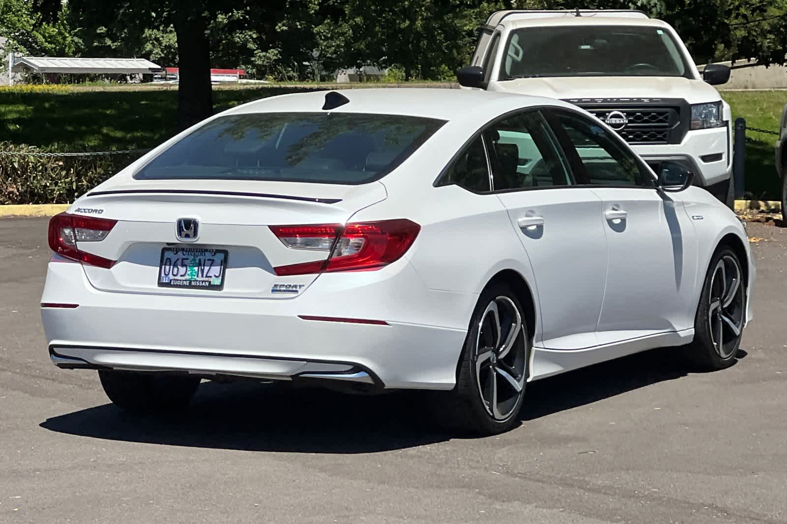 Vehicle image 6 of 29