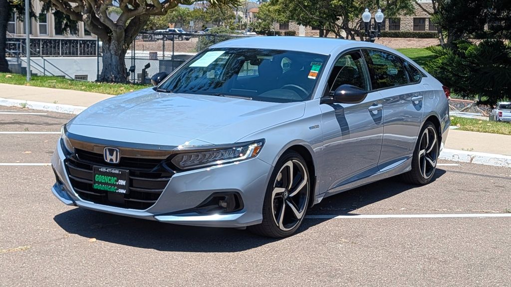 2022 Honda Accord Hybrid Sport Image 1 of 33